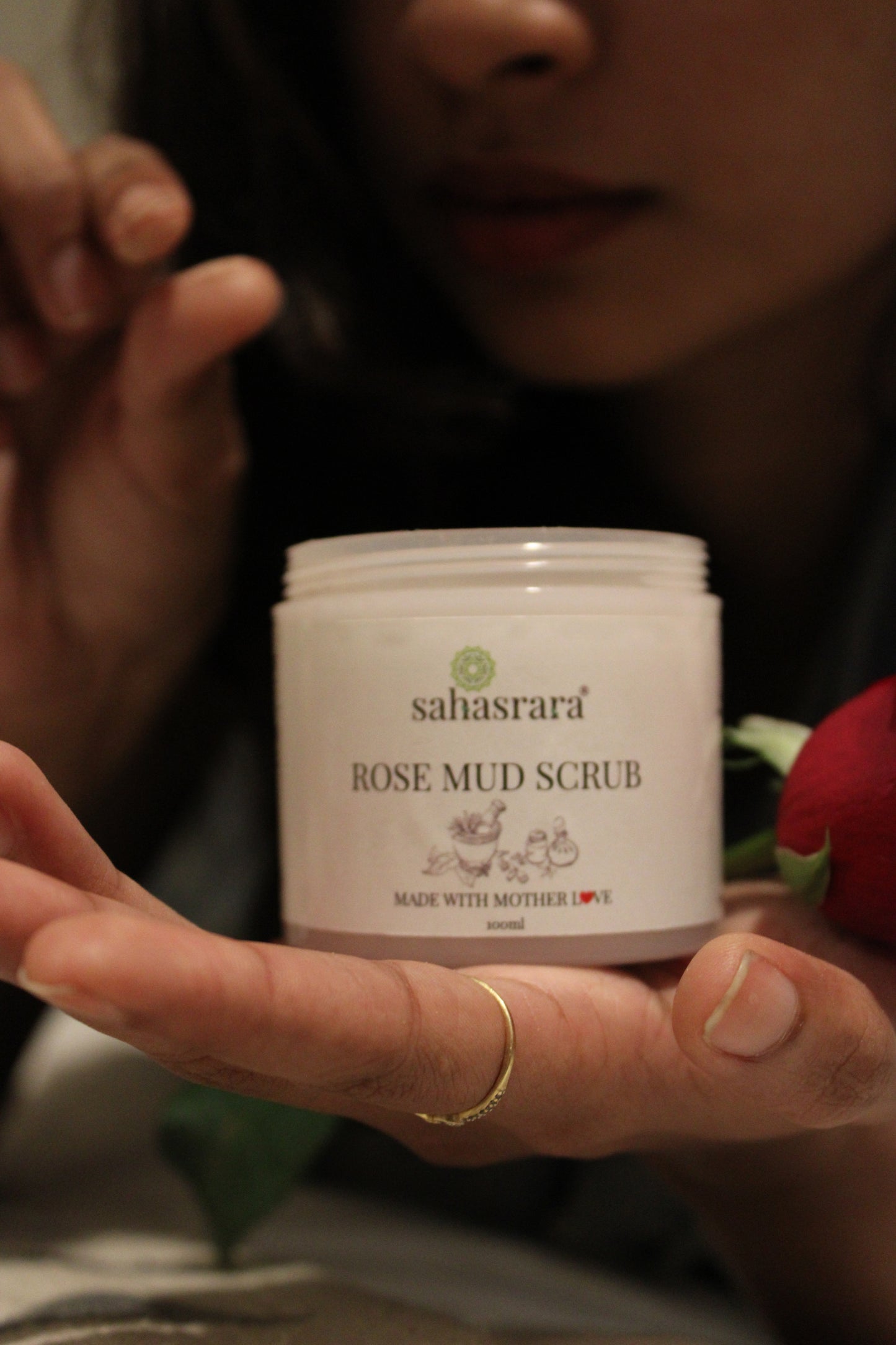 Rose Mud Scrub ( Detan )